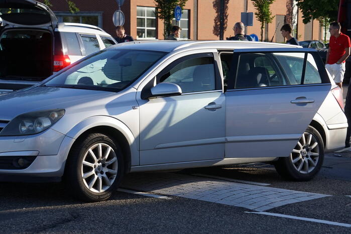 Flinke schade bij aanrijding personenauto's