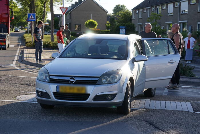 Flinke schade bij aanrijding personenauto's