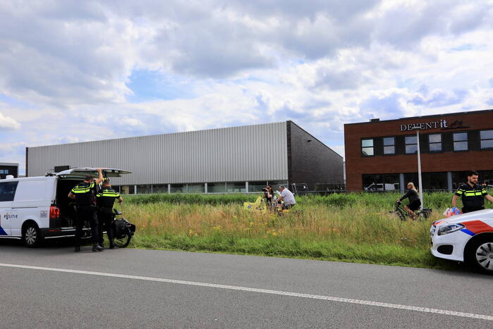 Fietser botst op andere fietser