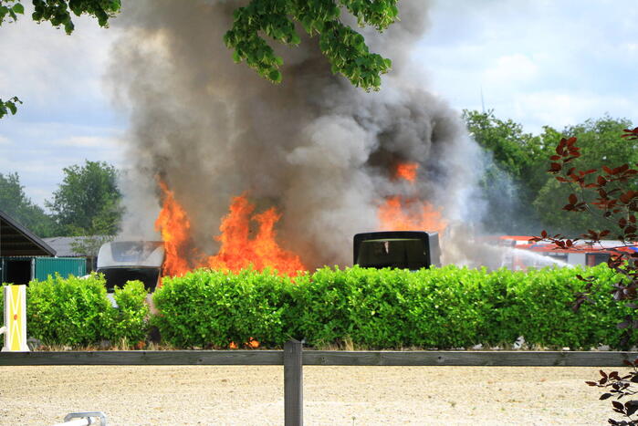 Ontploffingen bij brand in trailers