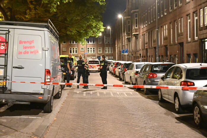 Politie onderzoekt beschoten woning