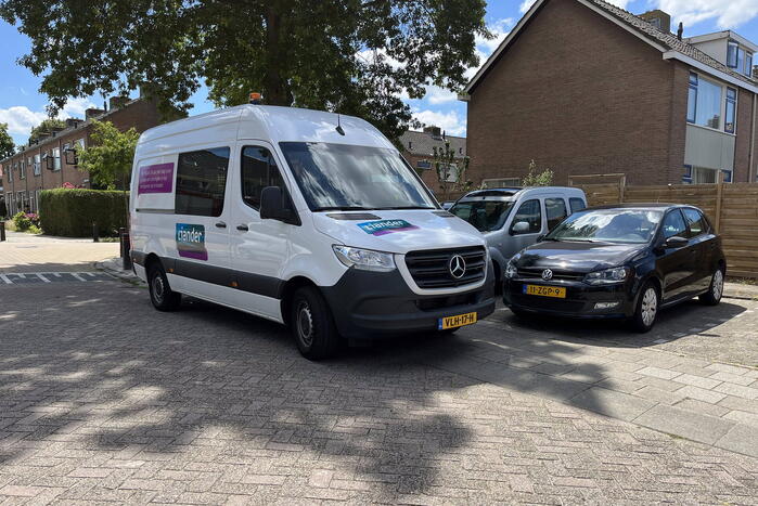 Gaslekkage in voortuin van woning