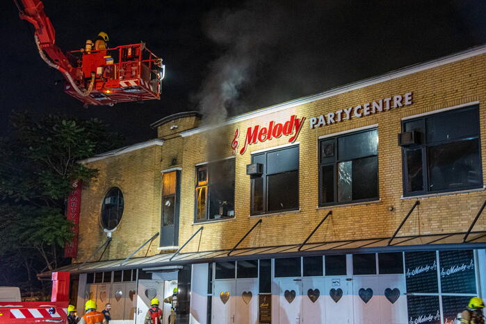 Flinke brand in party center Melody