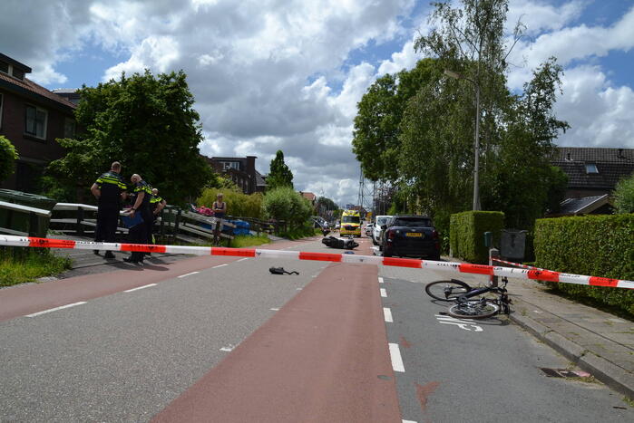 Scooterrijder en fietser gewond bij ongeval