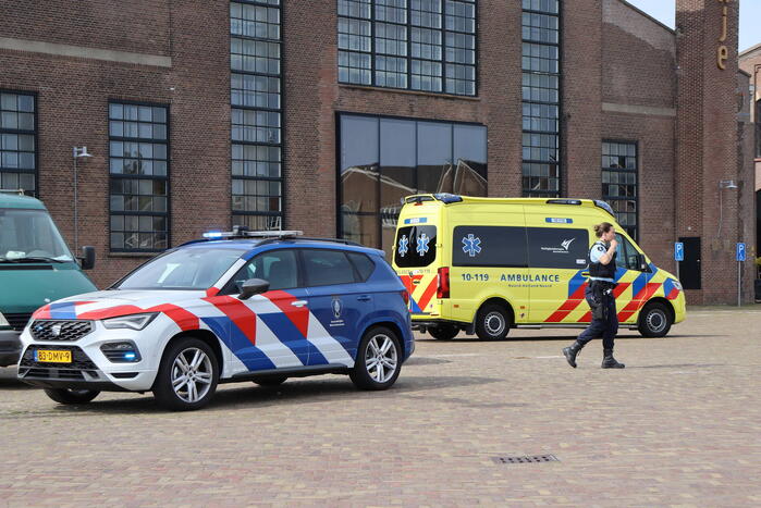 Persoon zwaargewond bij ongeval Medemblikkerloods
