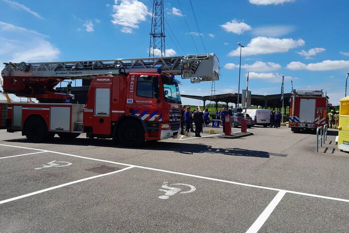 Koelkast groothandel Makro vat vlam