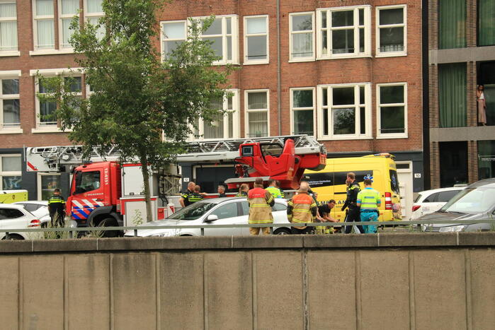 Vrouw met verward gedrag zet Rapenburg op stelten