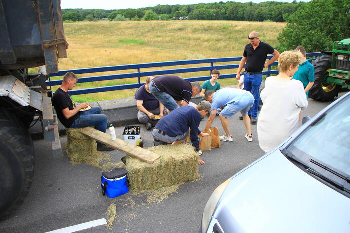 Boerenprotest onder genot van friet