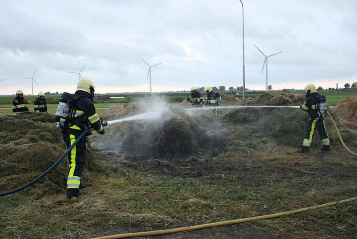 Veel rook vanwege brand in hooibalen