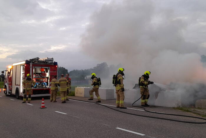 Meerdere hooibalen in brand
