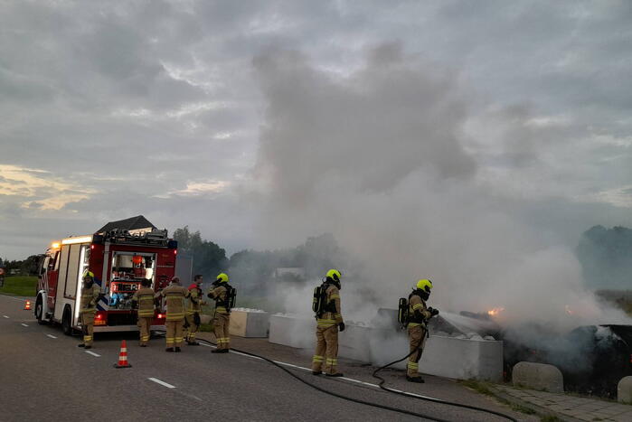 Meerdere hooibalen in brand