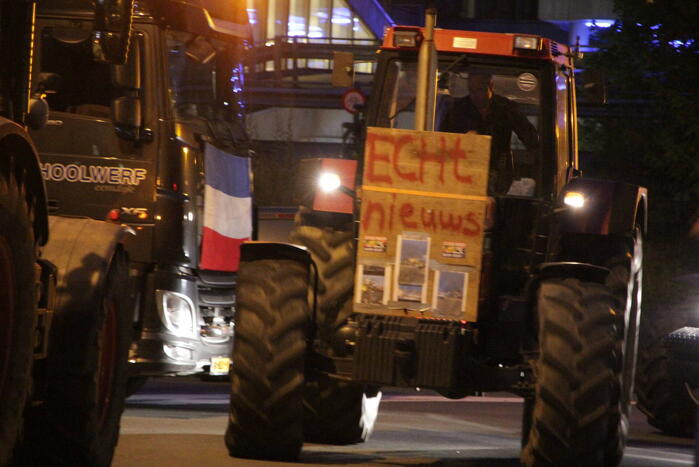Boeren blokkeren ingang Media Park