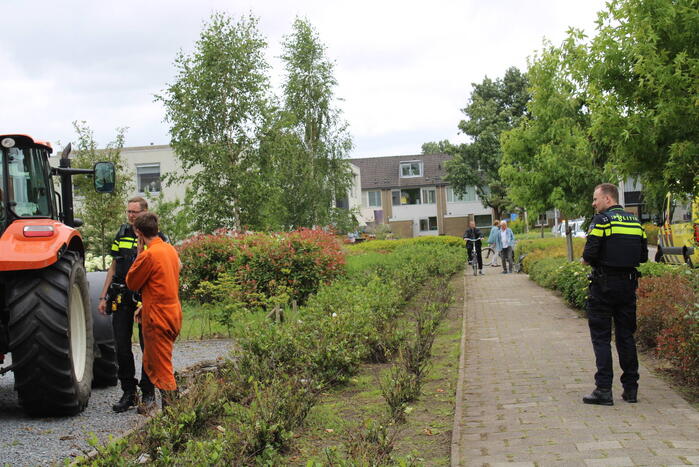 Fietsster gewond bij aanrijding met tractor