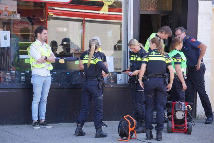 Brandweer doet onderzoek naar onbekende stof