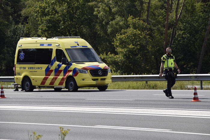 Drie auto's betrokken bij ketting botsing