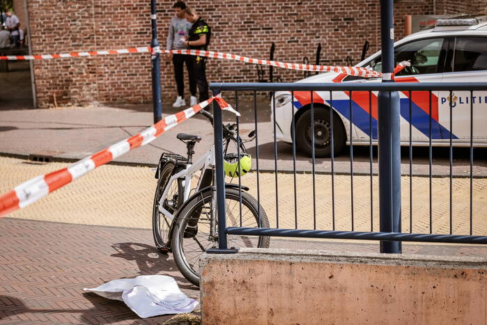 Gewonde bij steekpartij voor stadhuis