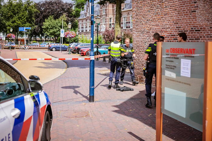 Gewonde bij steekpartij voor stadhuis