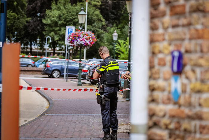 Gewonde bij steekpartij voor stadhuis