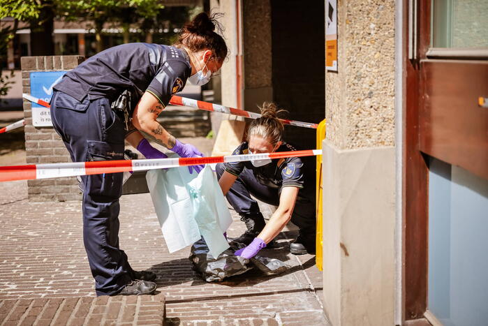 Gewonde bij steekpartij voor stadhuis