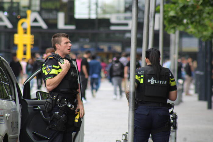 Melding vuurwapengevaarlijk persoon centraal station