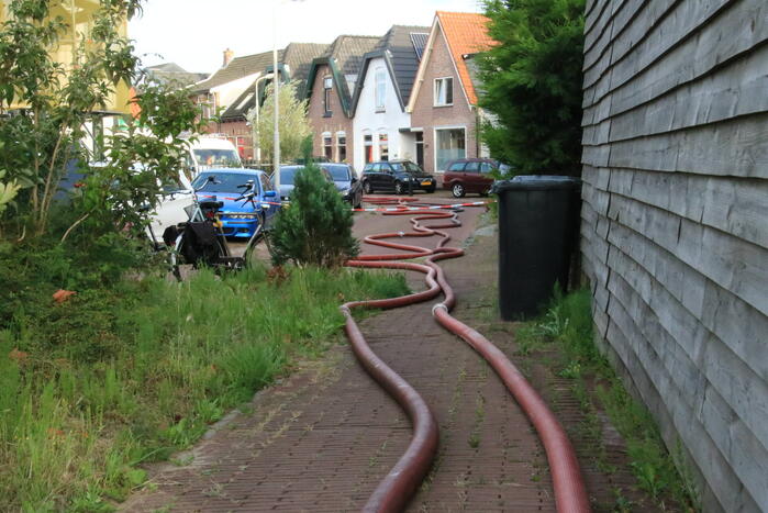 Grote uitslaande woningbrand
