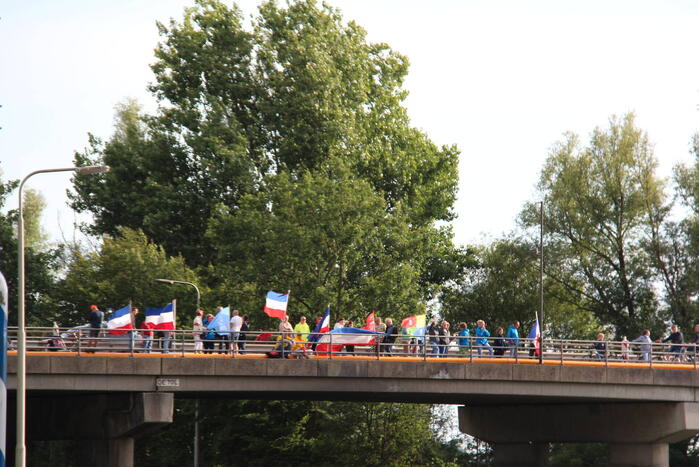 Boeren houden vreedzaam protest bij A27