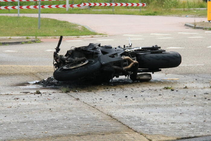 Motor gaat in vlammen op