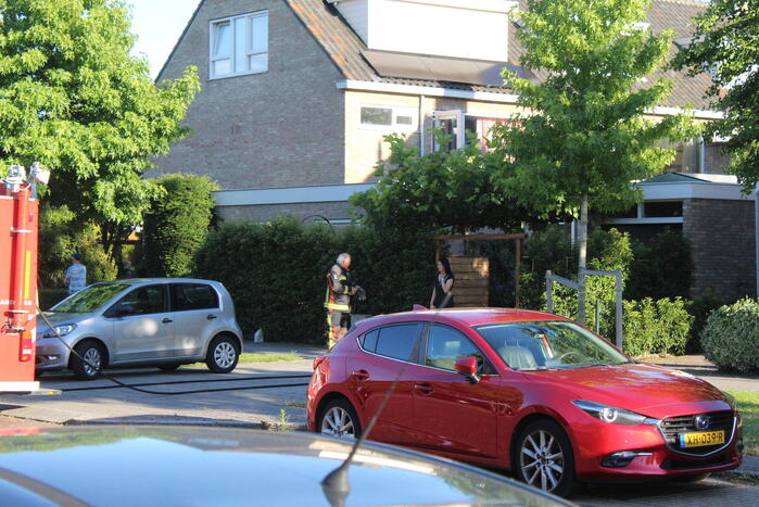 Persoon gewond bij woningbrand