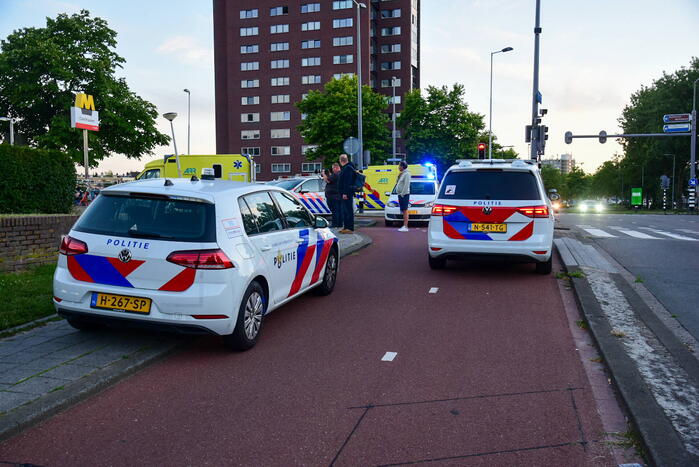 Persoon op straat doodgeschoten bij metrostation