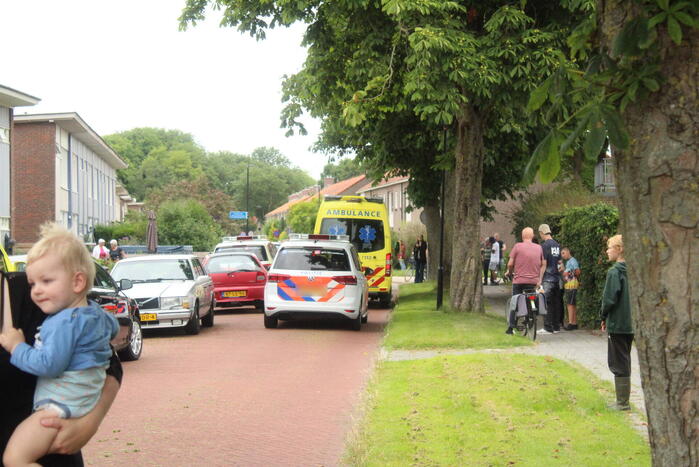 Traumateam assisteert bij incident in woning