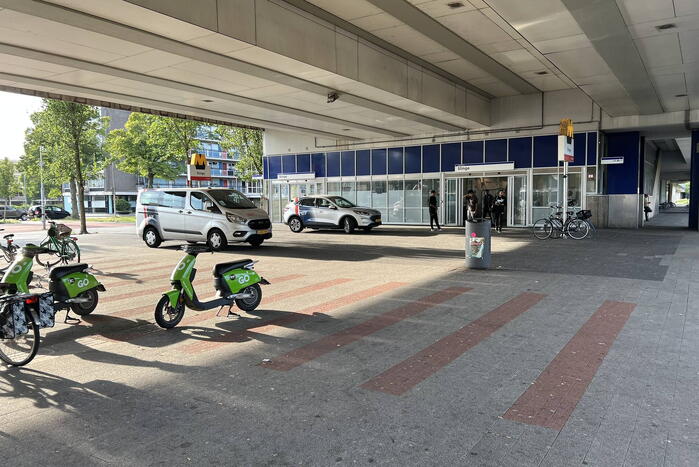 Gewonde en aanhouding bij steekpartij bij metrostation