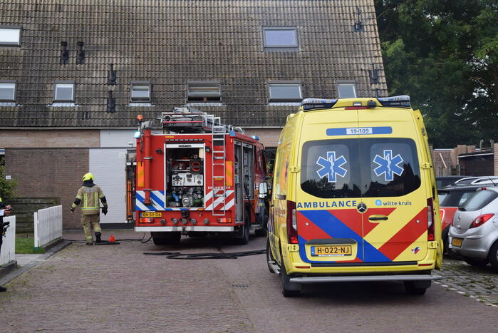 Twee gewonden bij brand in woning