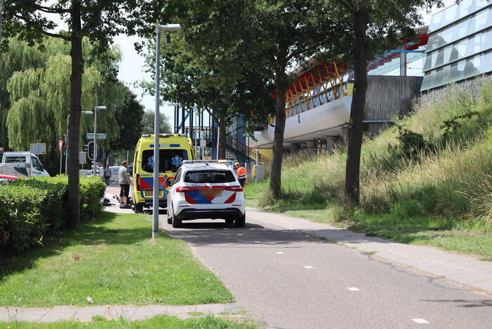Fietser gewond bij botsing met scooterrijder
