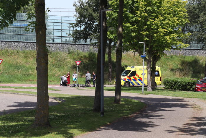 Fietser gewond bij botsing met scooterrijder