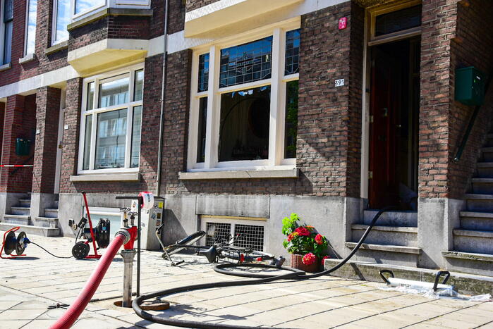 Veel rook bij uitslaande woningbrand