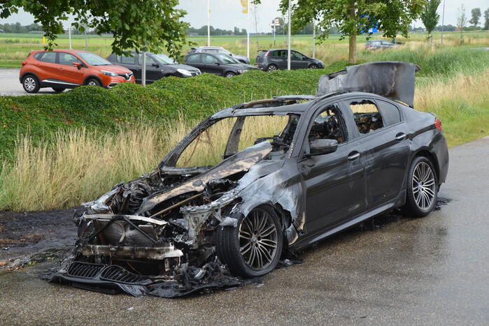 BMW volledig uitgebrand