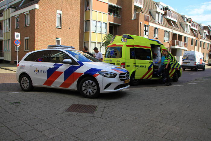 Scooterrijder gaat onderuit en raakt gewond