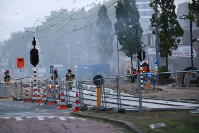 Enorme schade en brand na plofkraak