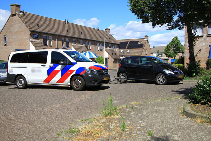 Fietser gewond bij botsing met auto