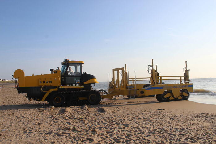 Twee kanoërs teruggevonden op zee