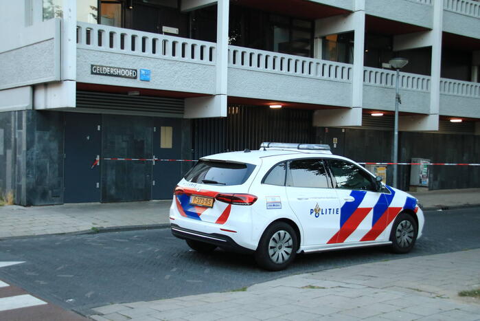 Politie onderzoekt schietpartij op straat