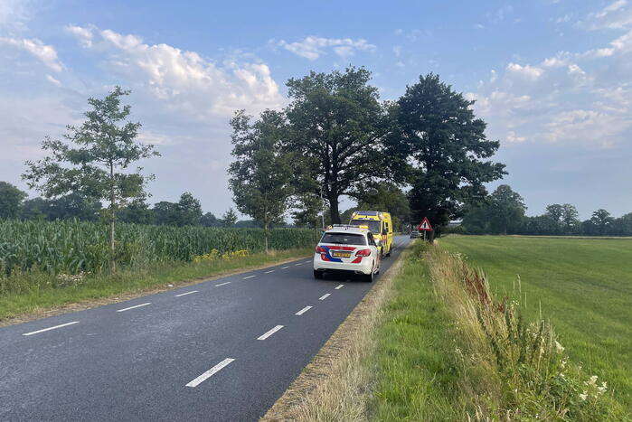 Fietser aangereden door personenauto