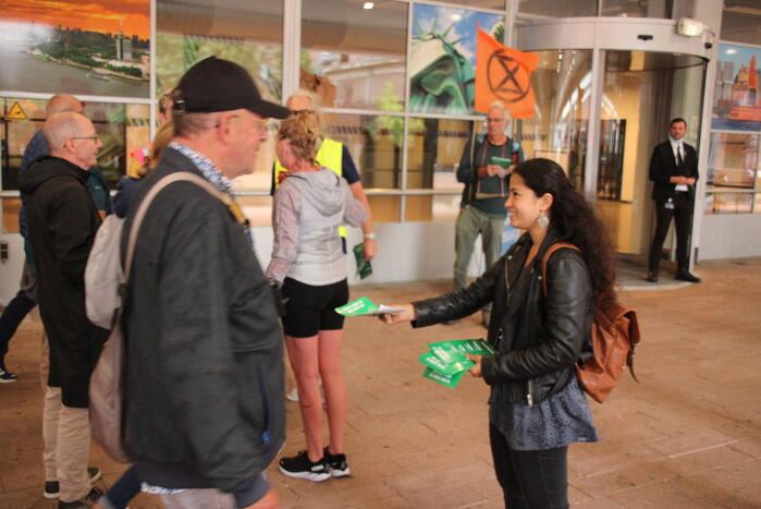 Demonstratie tegen grote cruiseschepen