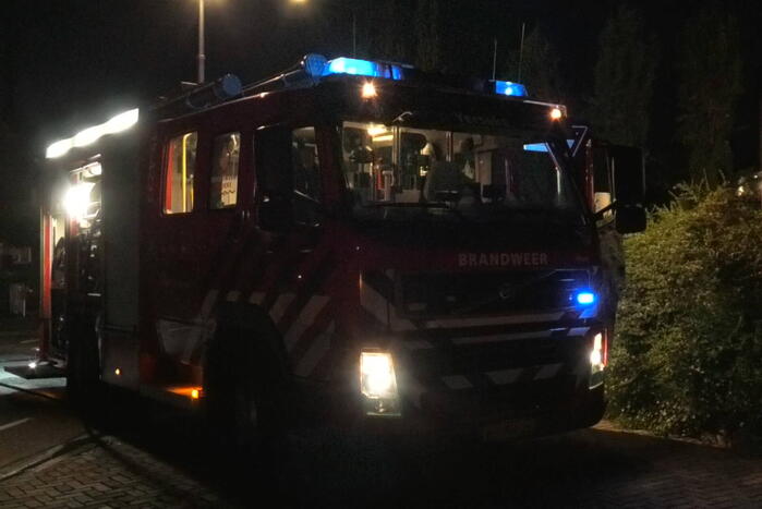 Brand in schuur snel onder controle