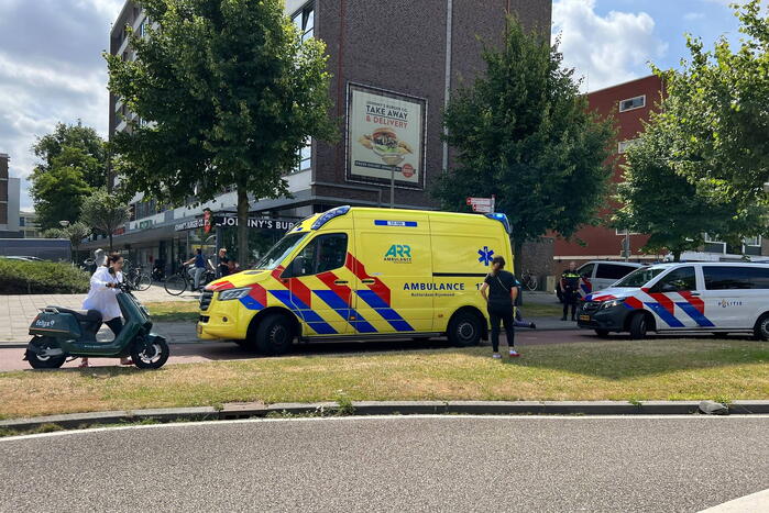 Scootmobiel aangereden door auto
