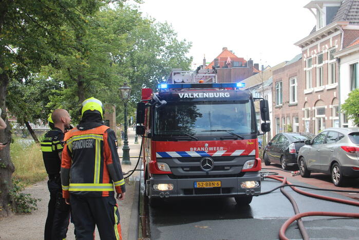 Flinke rookontwikkeling bij dakbrand