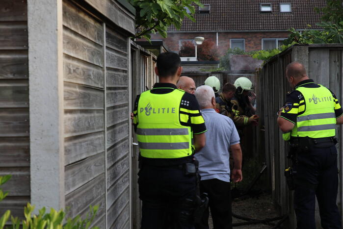 Schuurbrand snel onder controle