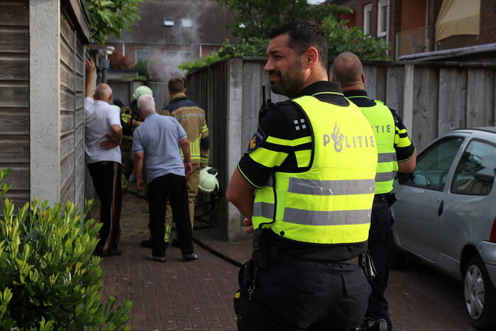 Schuurbrand snel onder controle