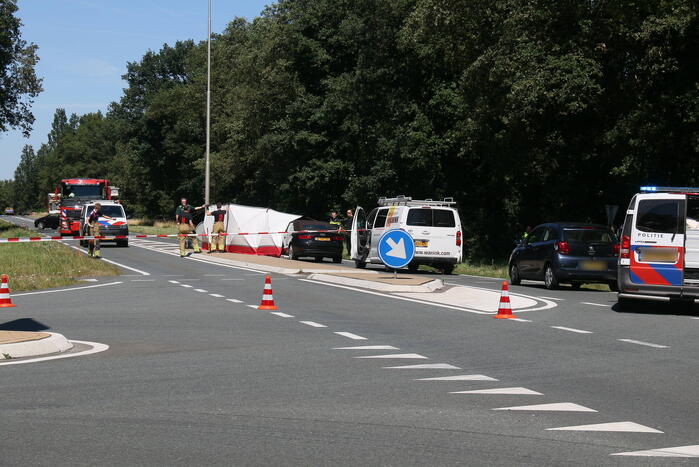Persoon overleden bij verkeersongeval