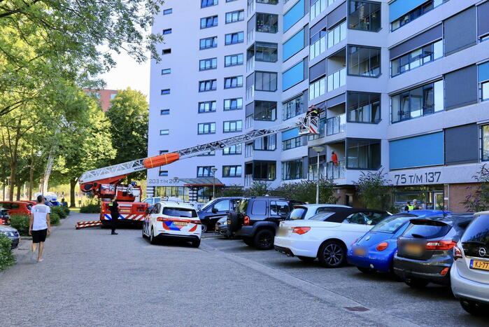 Brandweer ingezet voor binnentreden van woning